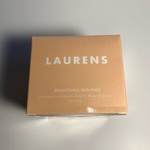 Sealed Lauren’s Brightening Skin Pads - 50 Pads